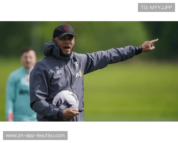 英超新赛季推行“绿色办公”理念，环保理念深入人心，英超绿色球衣的俱乐部